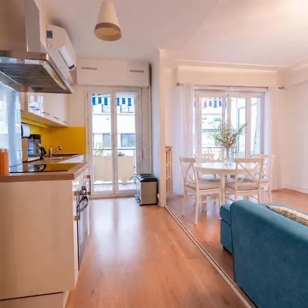公寓 Beautiful 1-room Apartment, South-facing, And Train Station 15 Minutes Away On Foot *